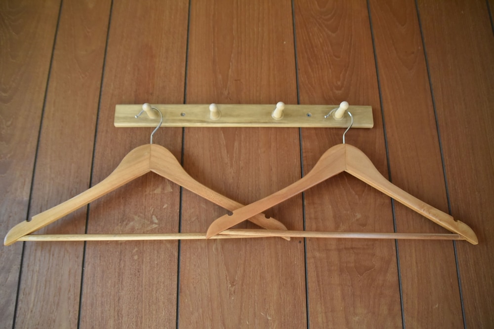 エコノミー ツインルーム 共用バスルーム 客室6 | ゲストハウス あしびな