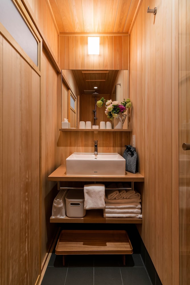 トラディショナル ルーム 1 ベッドルーム 禁煙 専用バスルーム バスルームのシンク0 | 西玖