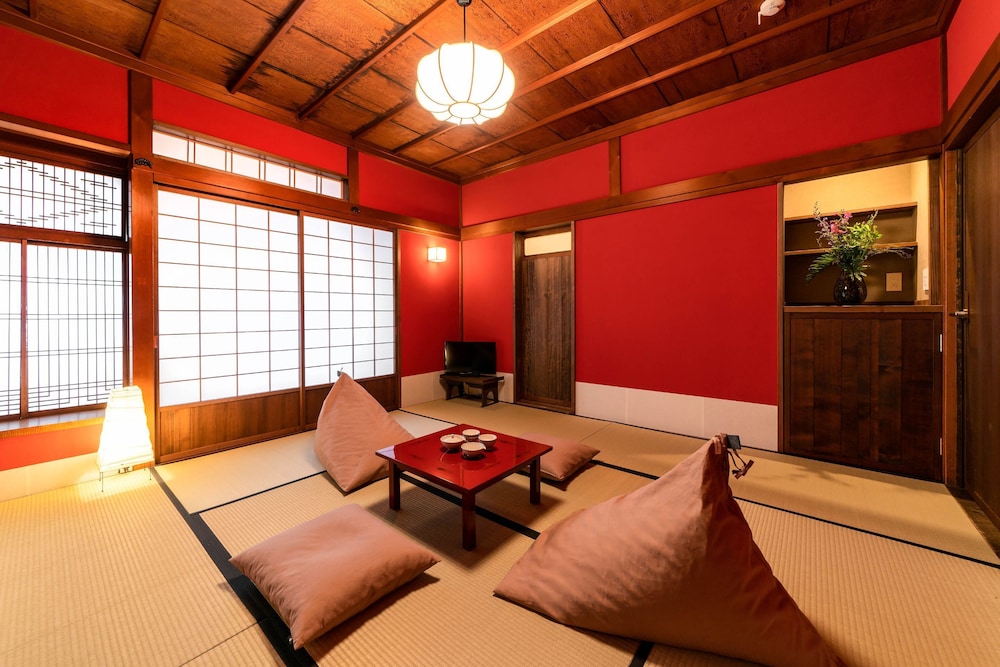 トラディショナル ルーム 1 ベッドルーム 禁煙 専用バスルーム 客室5 | 西玖