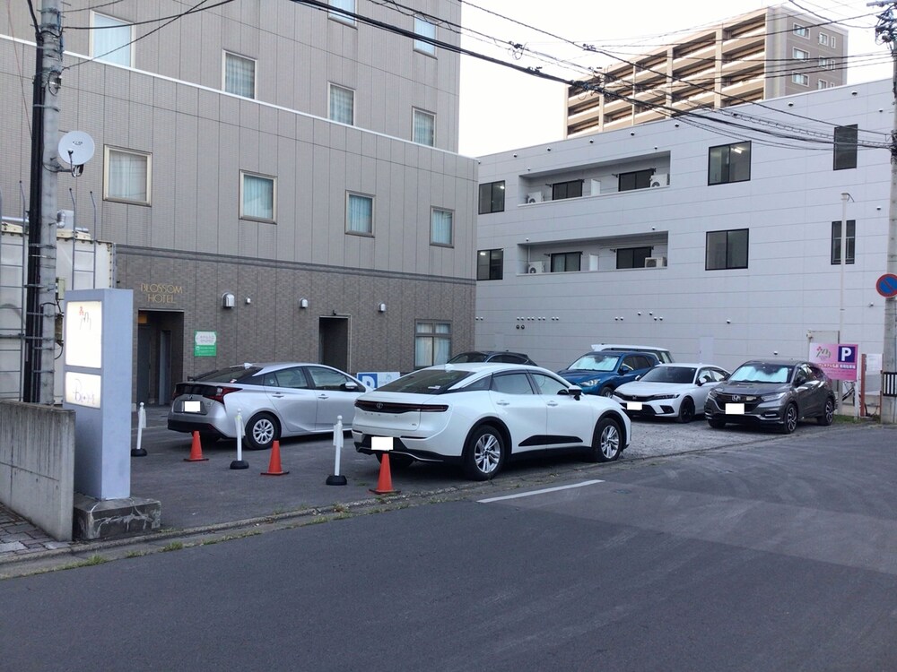 駐車場1 | ブロッサムホテル弘前