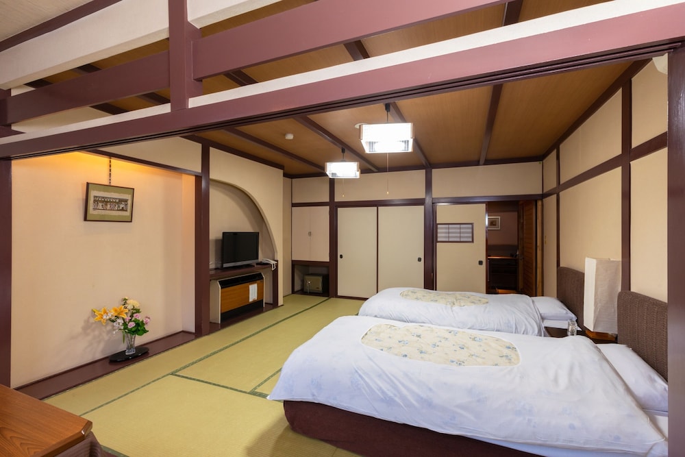 和室 ツインルーム 喫煙 客室5 | 旬彩の庄 坂戸城