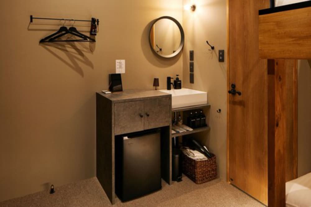 スタンダード ダブルルーム ダブルベッド 2 台 客室4 | mizuka Imaizumi 2 - unmanned hotel-