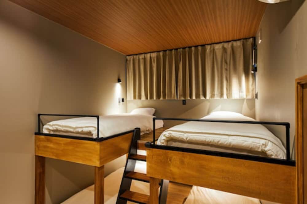 コンフォート 4 人部屋 禁煙 客室0 | mizuka Imaizumi 2 - unmanned hotel-