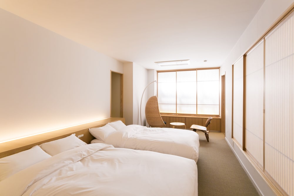 温泉付きプレミアム 和洋室「葵」-aoi- 客室1 | 旅館 吉田屋