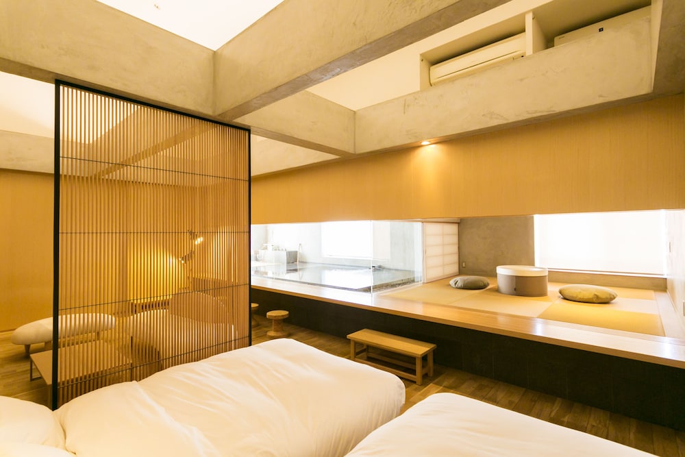 温泉付きプレミアム 和洋室「鈴懸」-suzukake- | 旅館 吉田屋