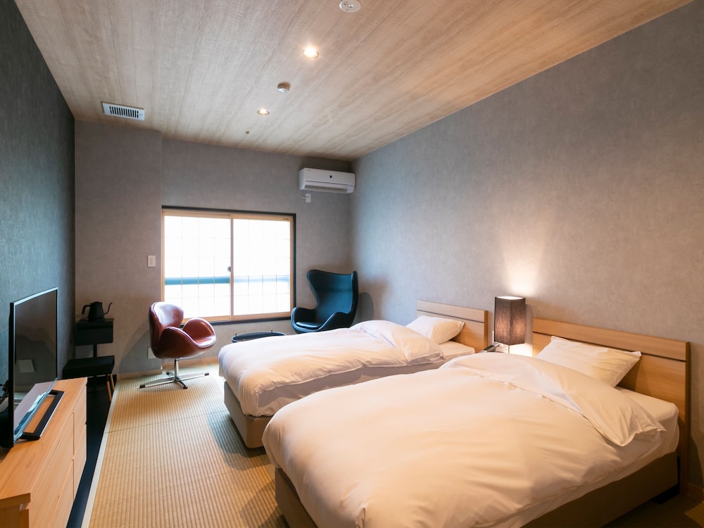 スタンダード ツインルーム (Japanese Western Style) | 旅館 吉田屋