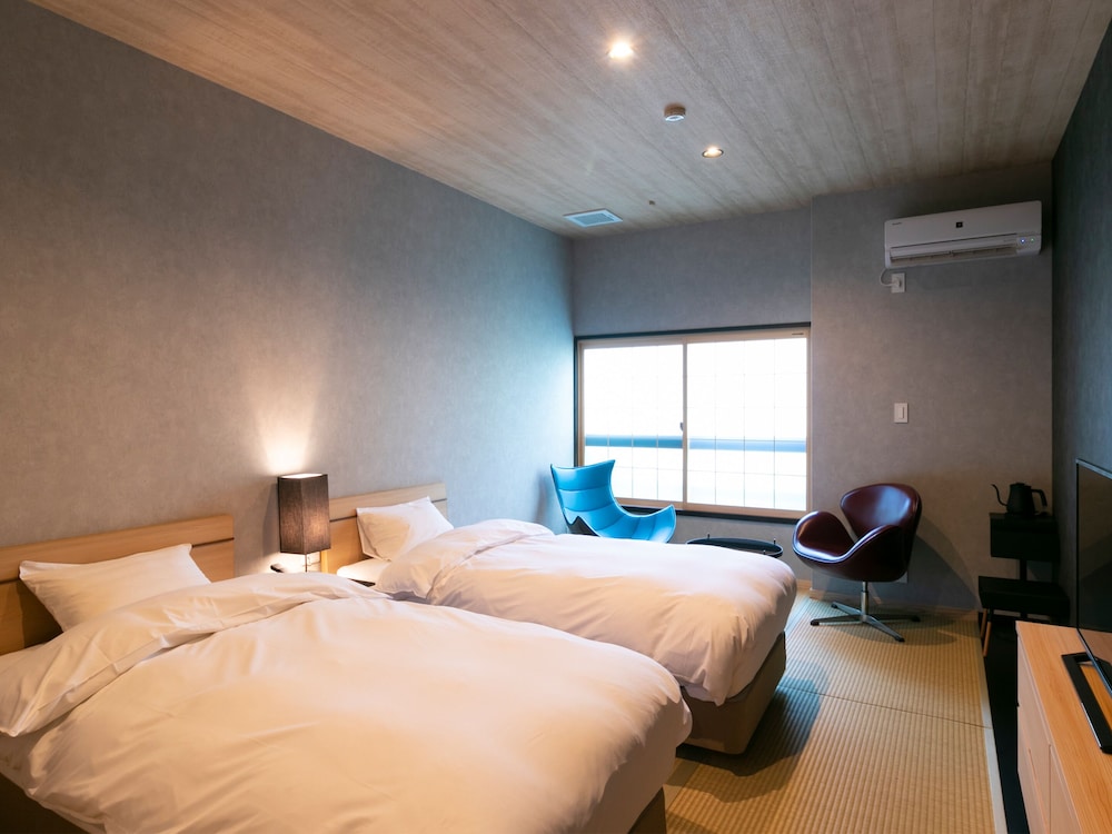 スタンダード ツインルーム (Japanese Western Style) 客室2 | 旅館 吉田屋