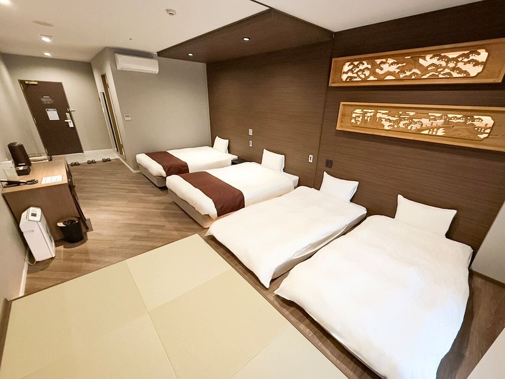 ベーシック ルーム ベッド (複数台) 禁煙 (19 sqm) | ホテルアベストグランデ岡山