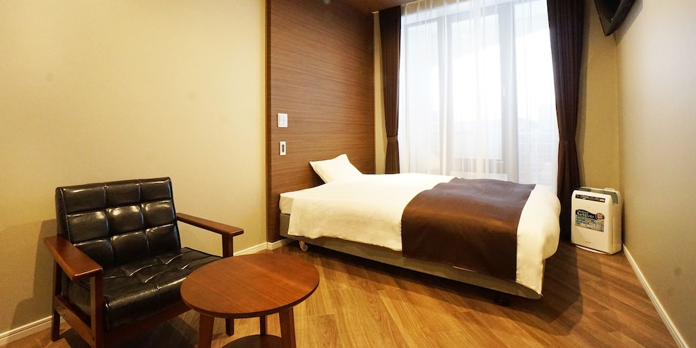 デラックス ダブルルーム ダブルベッド 1 台 禁煙 (20 sqm) | ホテルアベストグランデ岡山