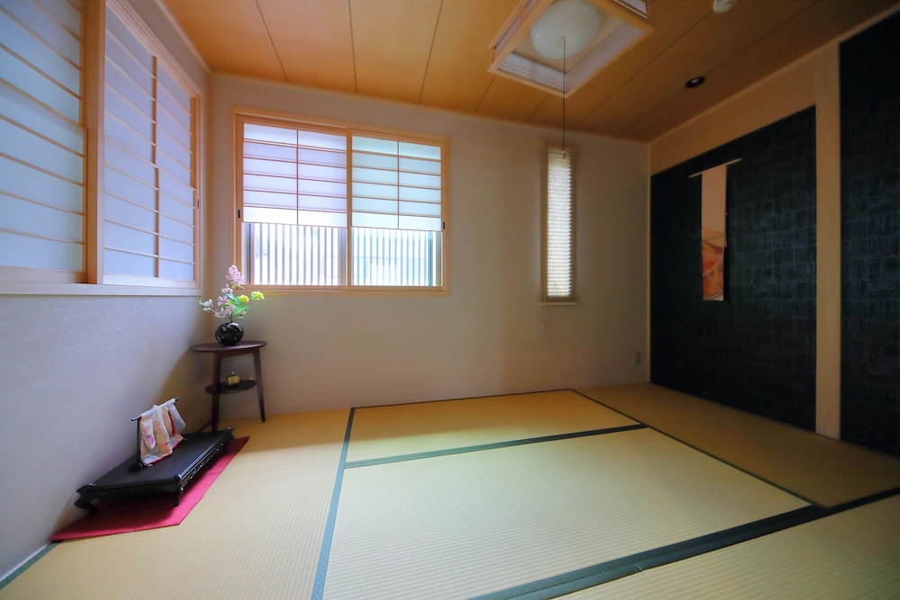 デラックス ファミリースイート 客室10 | Japanese Style Ryokan Yuan