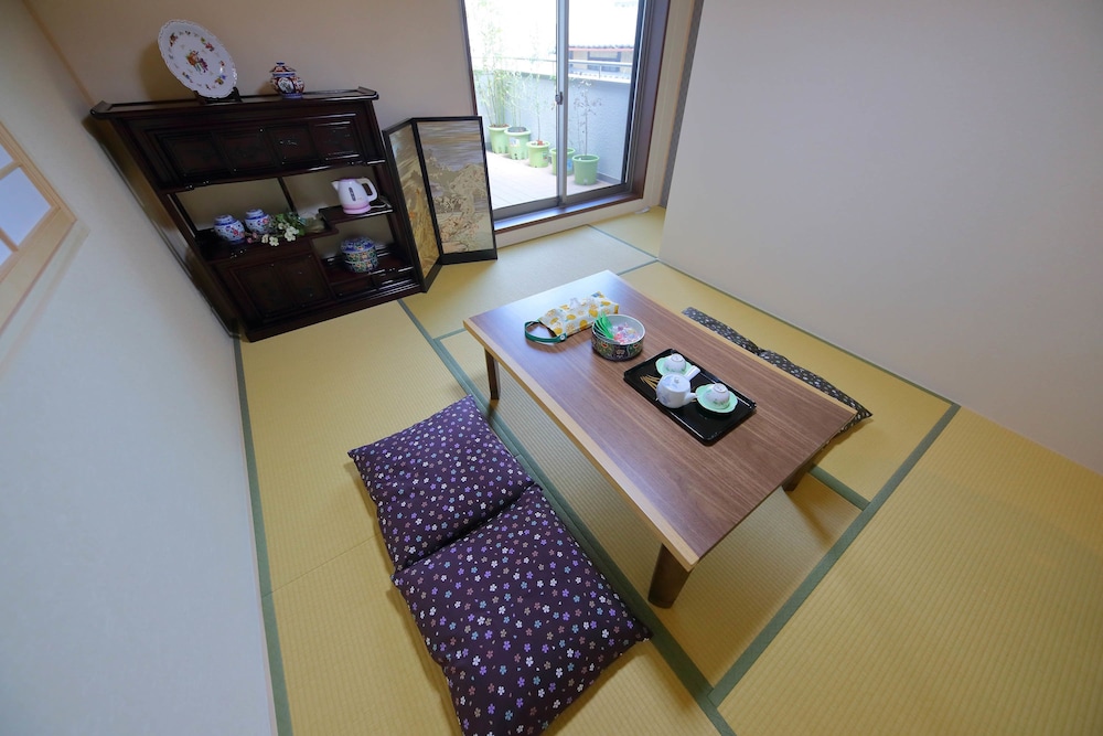 デラックス ファミリースイート 客室9 | Japanese Style Ryokan Yuan