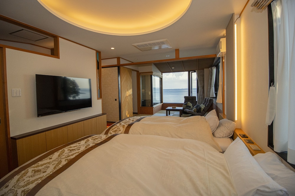 特別室 小上がりツインルーム 禁煙 ペット不可 客室4 | La・se・ri Resort & Stay