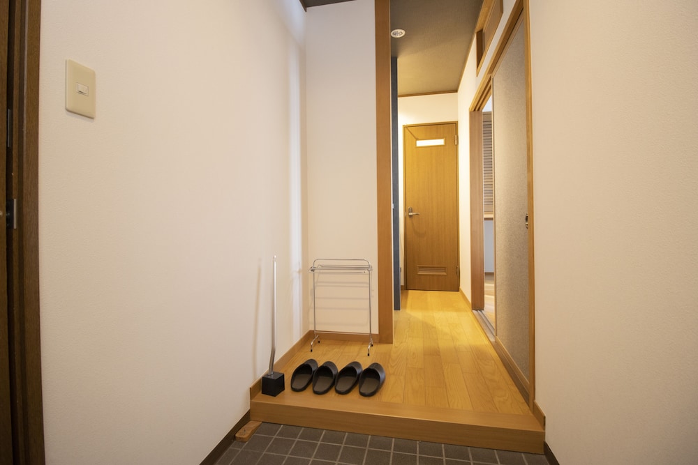 モダンツインルーム 禁煙 ペット不可 客室2 | La・se・ri Resort & Stay