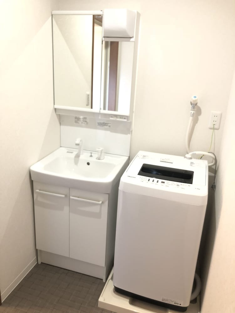 アパートメントダブル バスルームの設備0 | 京蔵 別邸二条