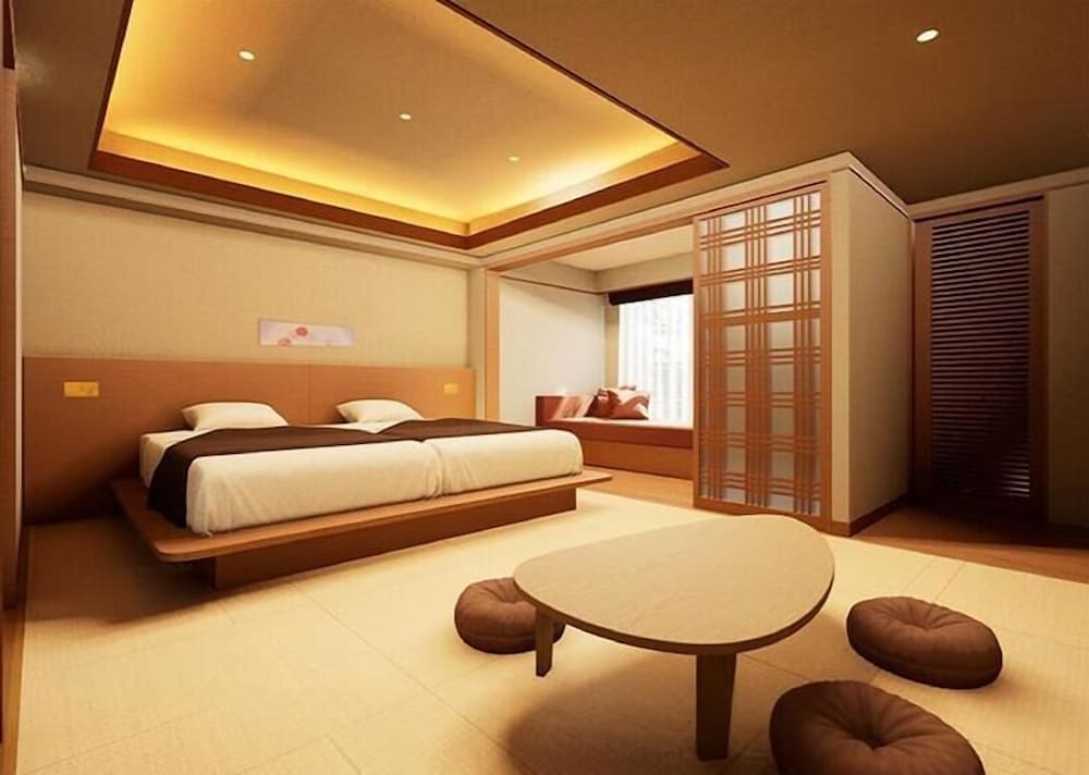 和洋室 4人部屋 禁煙 | 別府温泉 竹と椿のお宿 花べっぷ