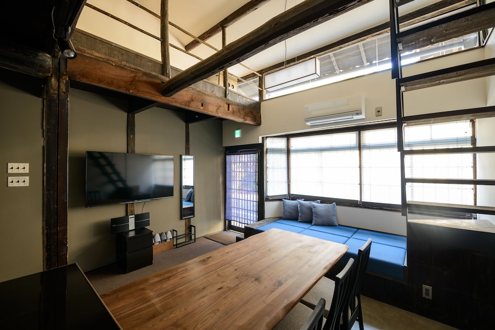 Shiki Homes | TSURU KAME 鶴亀 リビング エリア6 | Shiki Homes 鶴亀