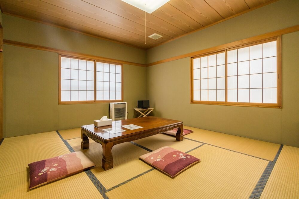 和室 禁煙 共用トイレ 食事なし | 温泉付きゲストハウス 星空のあかり