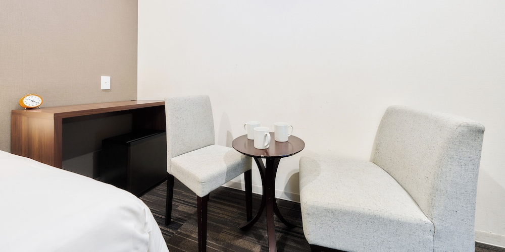 トリプルルーム 禁煙 客室1 | メルディアステイ二条城