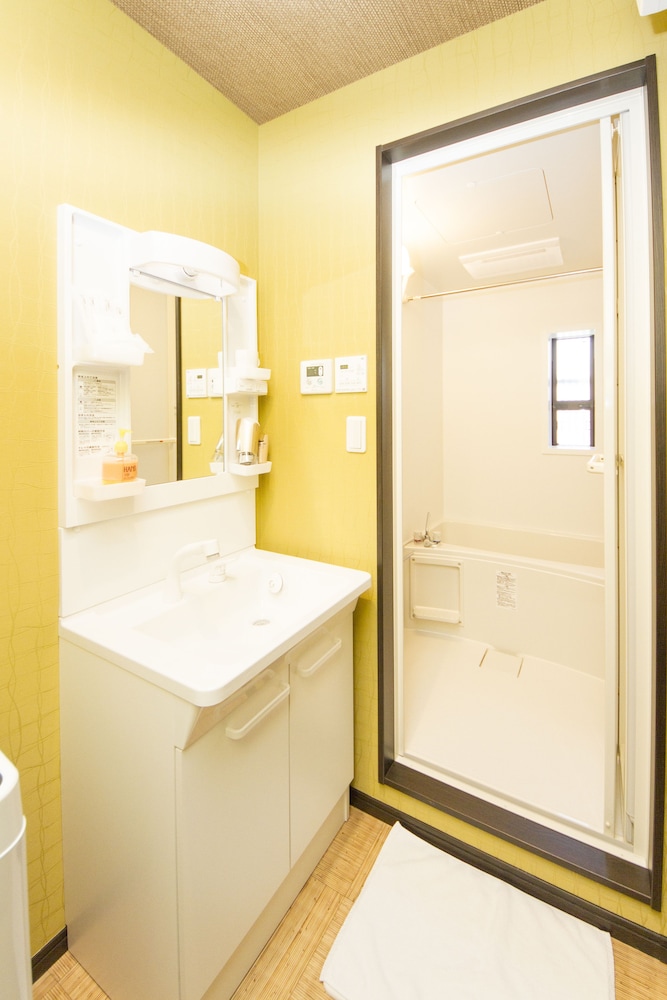6人部屋 バスルーム4 | JAPANING KYOTO