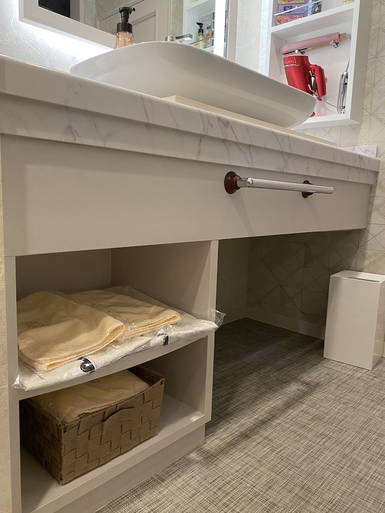 ベーシック ダブルルーム シティビュー バスルーム3 | ホテル リージェント大高 - アダルトオンリー