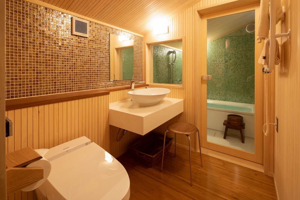 茶屋201 ［CHAYA］ ジュニアスイート 【46.7平米】 客室2 | HOTEL 講 大津百町