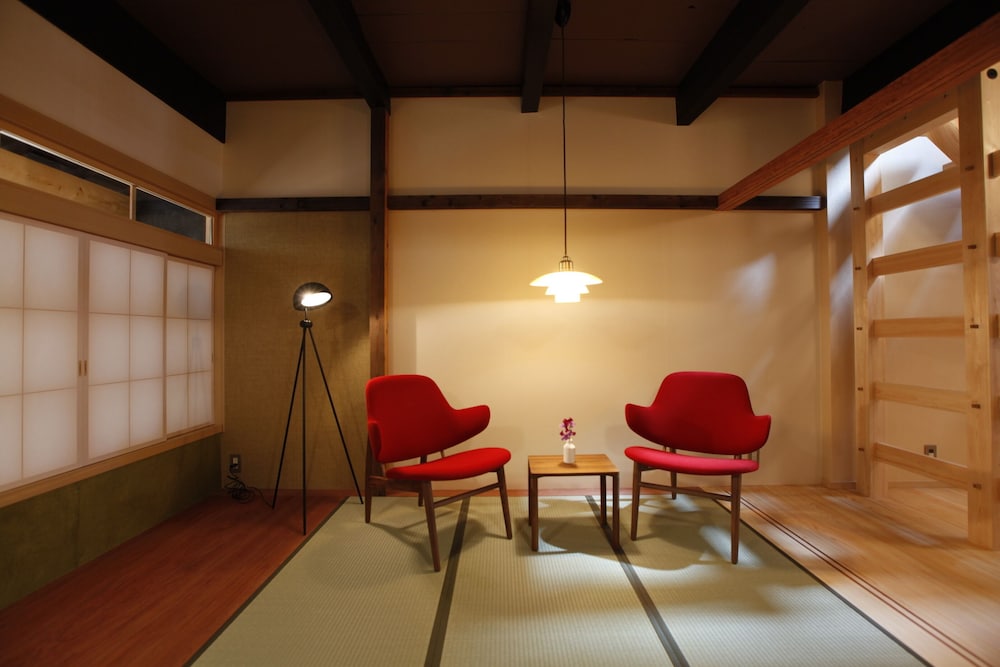 鈴屋 [SUZUYA] 1棟貸切 [75.4平米・定員2名] | HOTEL 講 大津百町