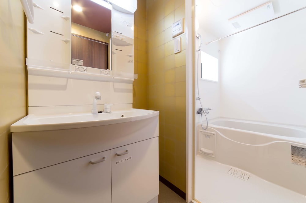 スタンダードツインスタジオ バスルーム6 | 京都三条大橋