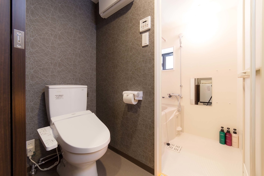 スタンダードツインスタジオ バスルーム0 | 京都三条大橋