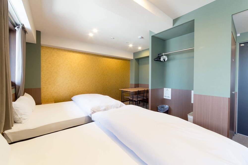 客室1 | 京都三条大橋