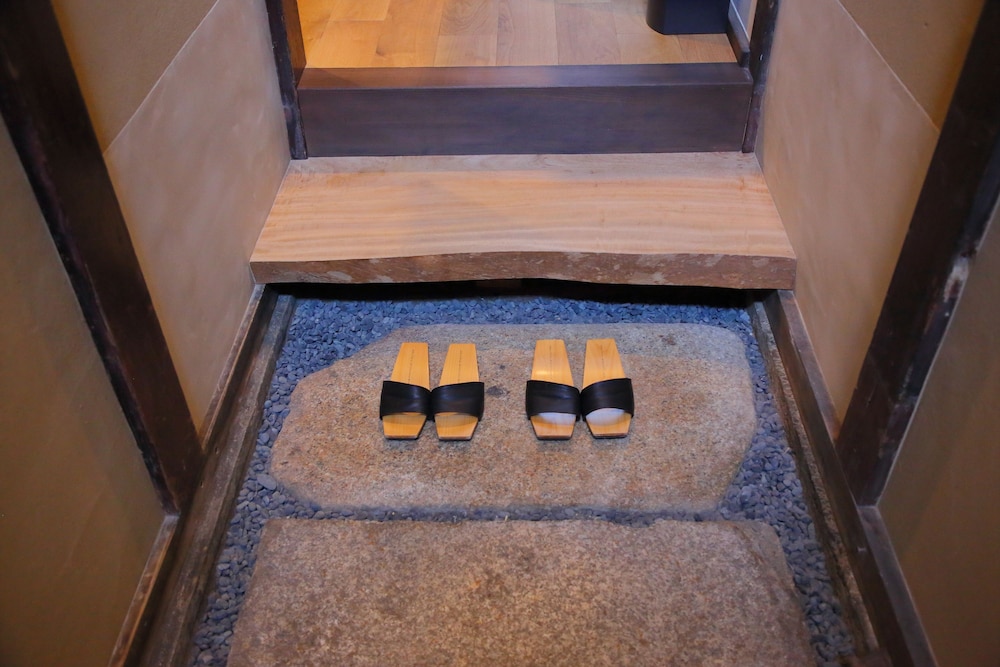 内部エントランス1 | 京のおおぞら褒華