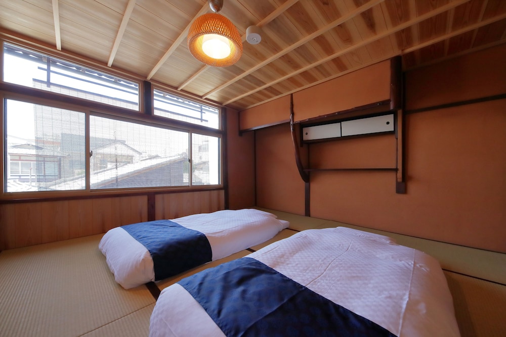 東邸 ２ベッドルーム 客室5 | 京のおおぞら褒華