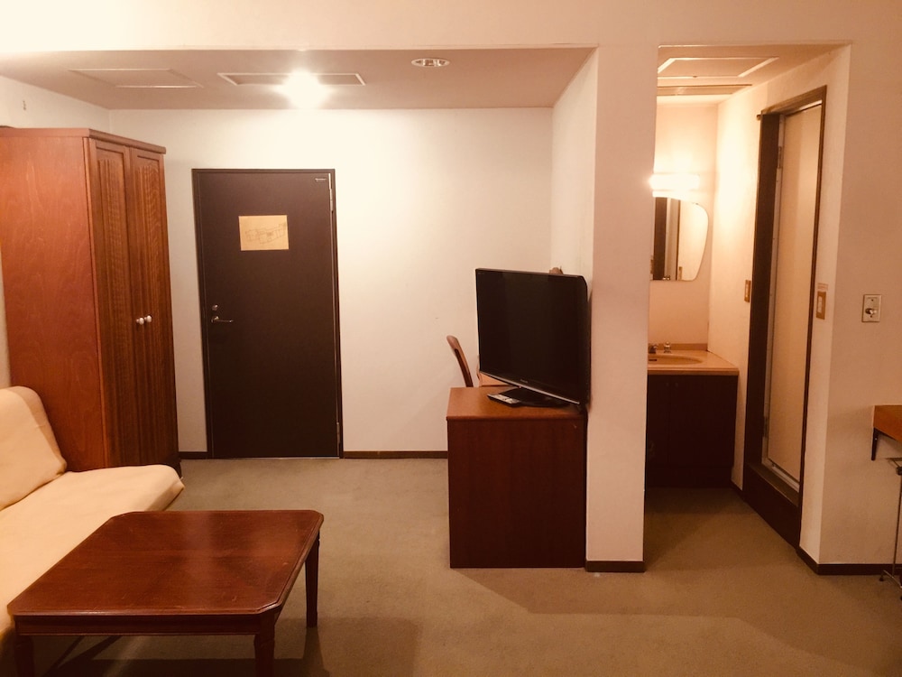 スーペリア 4 人部屋 客室5 | ホテル白樺湖榮園