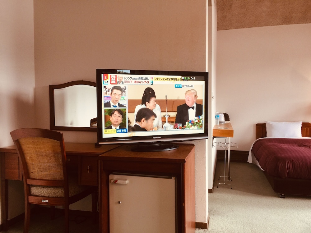 スーペリア 4 人部屋 客室4 | ホテル白樺湖榮園