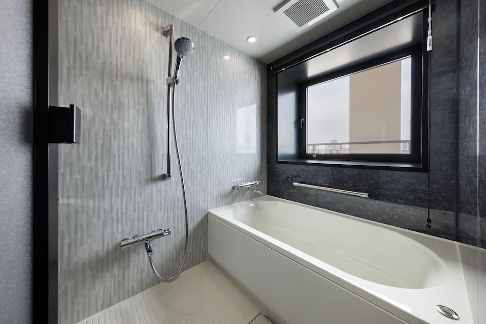 デラックスツイン 禁煙 バスルーム0 | ザ・ワンファイブ大阪なんば黒門