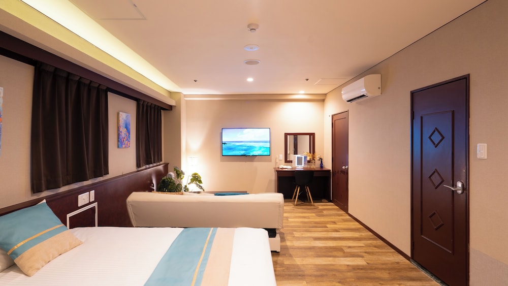エコノミー ダブルルーム | ライカムクリスタルホテル