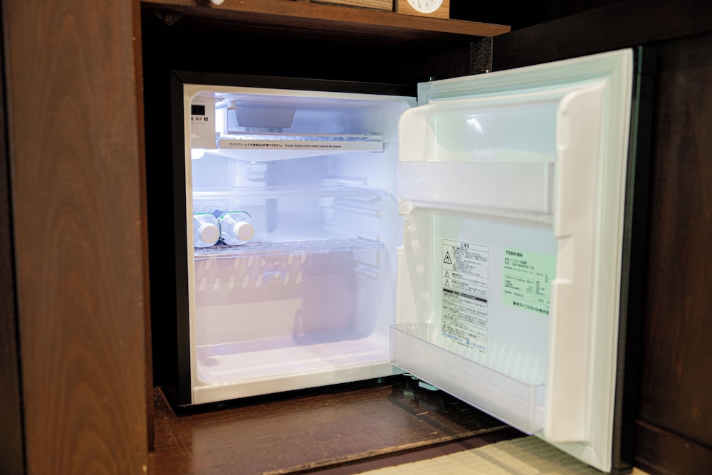 落合の間 (京間8畳+4畳) 客室9 | 京都大原の料理旅館 芹生