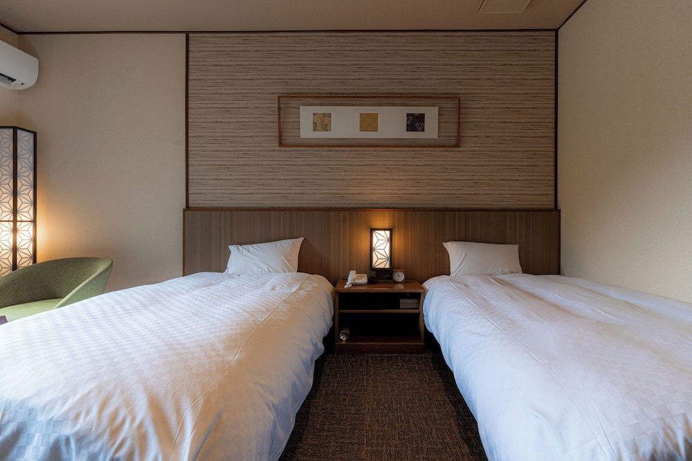 藤の間 客室3 | 京都大原の料理旅館 芹生