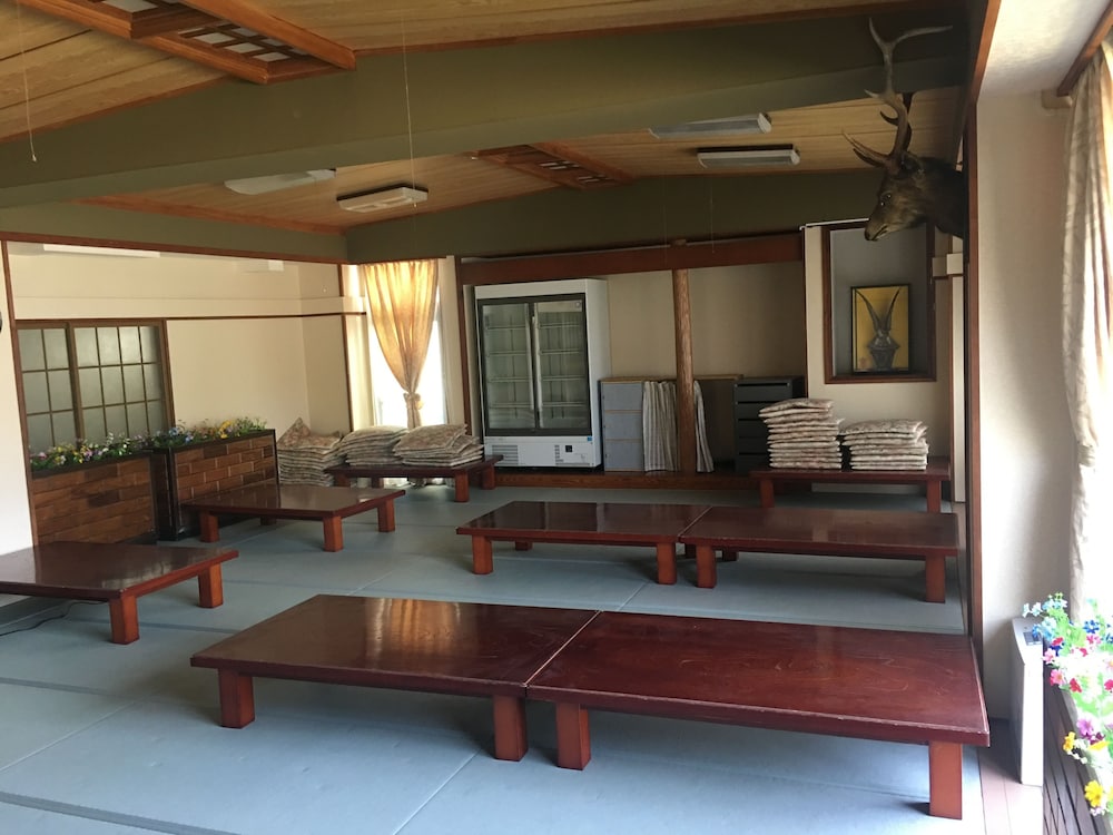 レストラン1 | VOYAN Resort 富士山中湖・月湖荘