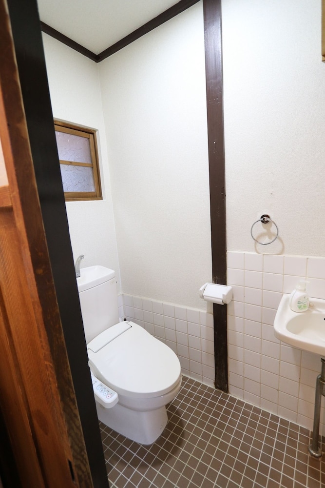 ハウス (Private Vacation Home) バルコニー0 | ゲストハウス イーナイン