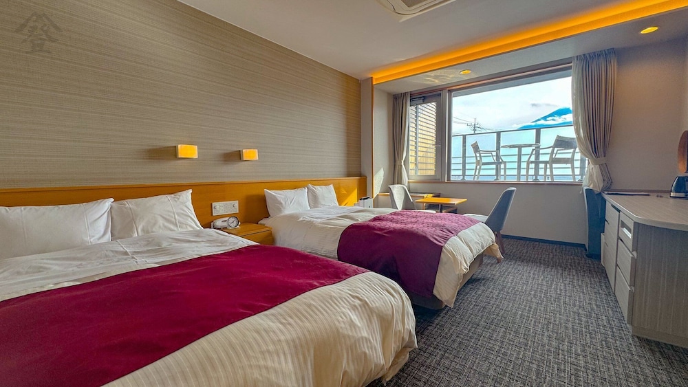 特別室 デラックスツインルーム - 富士山側 テラス付き, 2nd Floor (25.64平米) | 登り坂ホテル