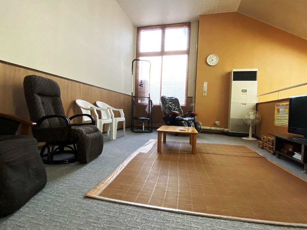 内部エントランス1 | 辻わくわくランド 民宿 茶弥 内部エントランス1 | 辻わくわくランド 民宿 茶弥