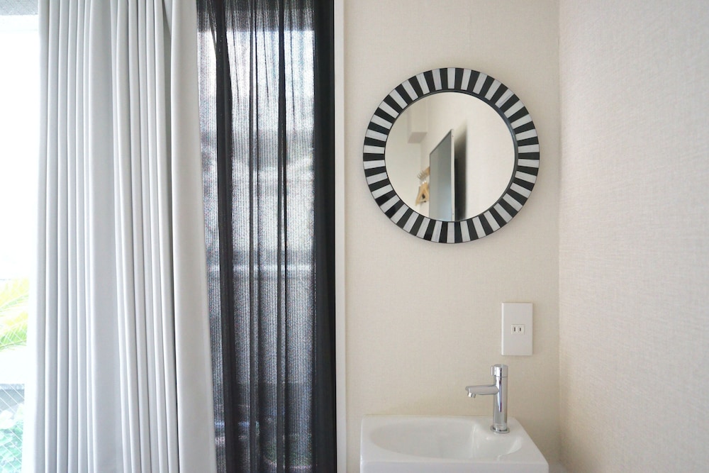 ベーシック ダブルルーム 客室4 | Feel Osaka Yu