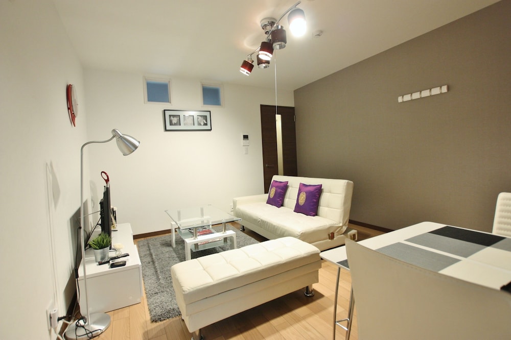 スタンダード アパートメント 禁煙 リビングルーム3 | フォレストテラス天神南