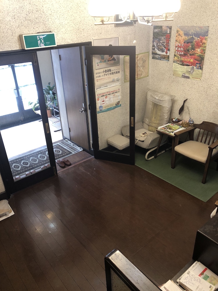内部エントランス1 | 東山ホテル