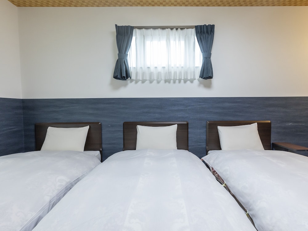 トリプルルーム 禁煙 客室2 | Tabist 京蔵 京都二条