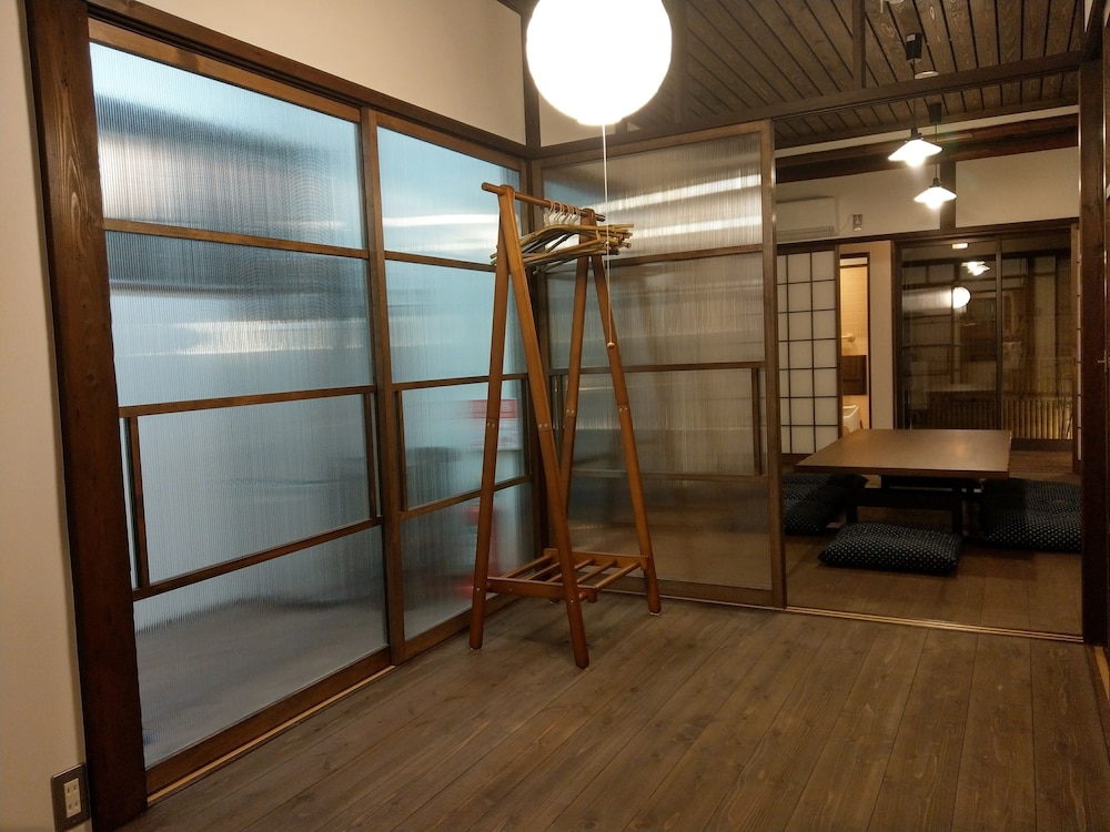 ロビーラウンジ1 | 京都 清水の家 小松町 11-41 ロビーラウンジ1 | 京都 清水の家 小松町 11-41