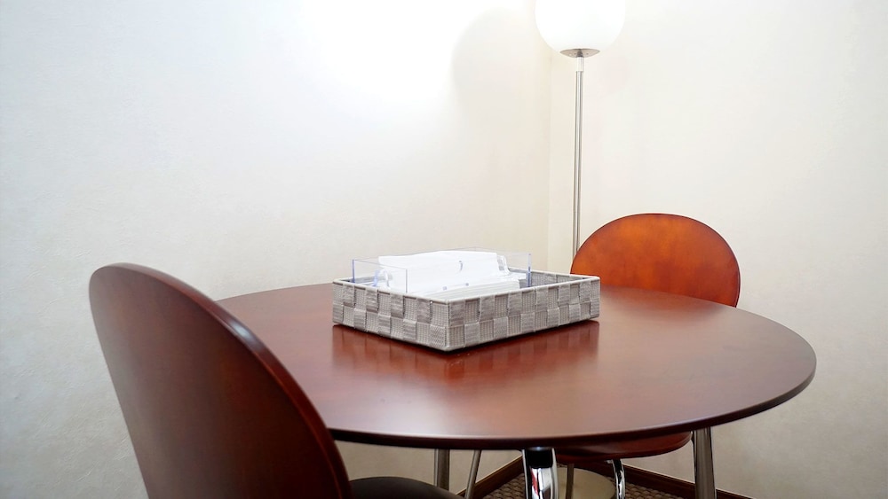 ベーシック 4 人部屋 客室の設備とサービス0 | ホテルフロムオキナワ