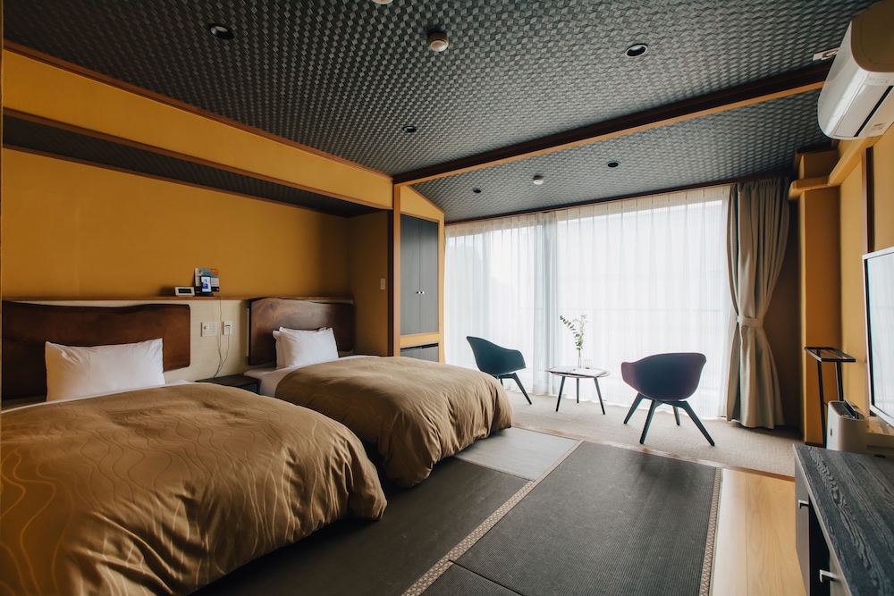 【本館】和ベッドツイン | 熱海風雅