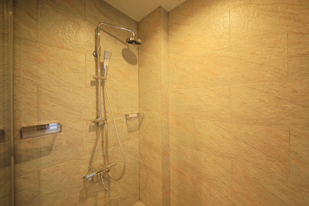 【新館】和洋ジュニアスイート バスルーム0 | 熱海風雅