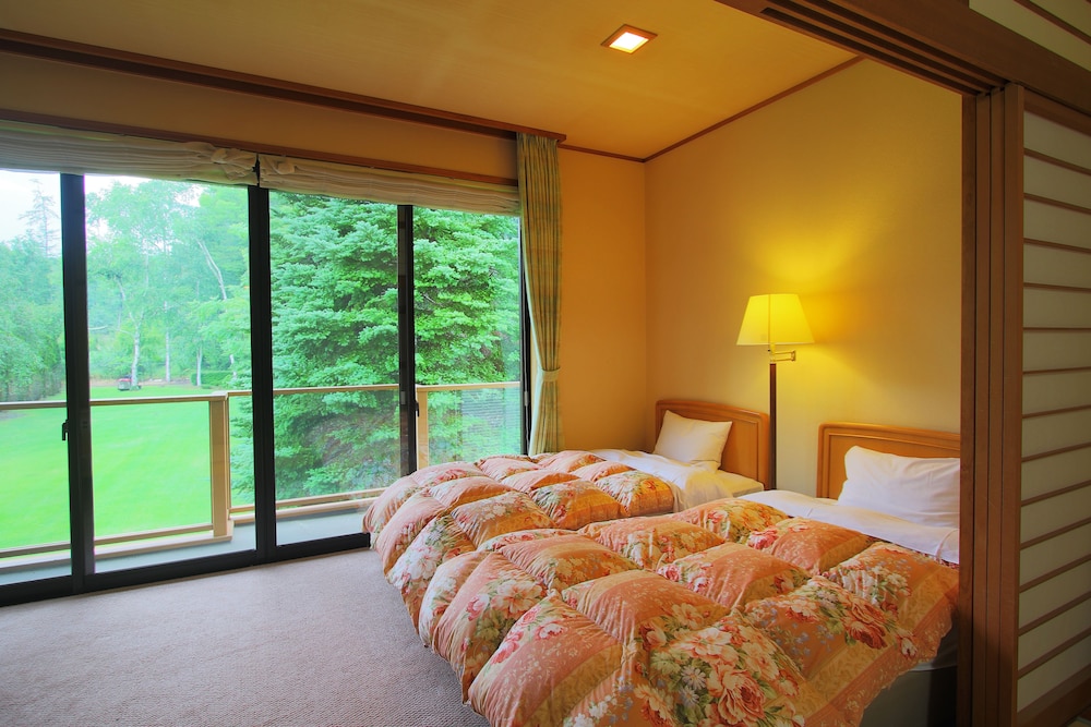 デラックスファミリールーム (204) 客室2 | 旅籠椿屋